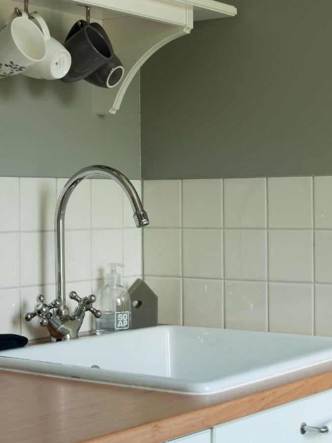 Numansdorp Bed & Breakfast De Schuur Inn מראה חיצוני תמונה